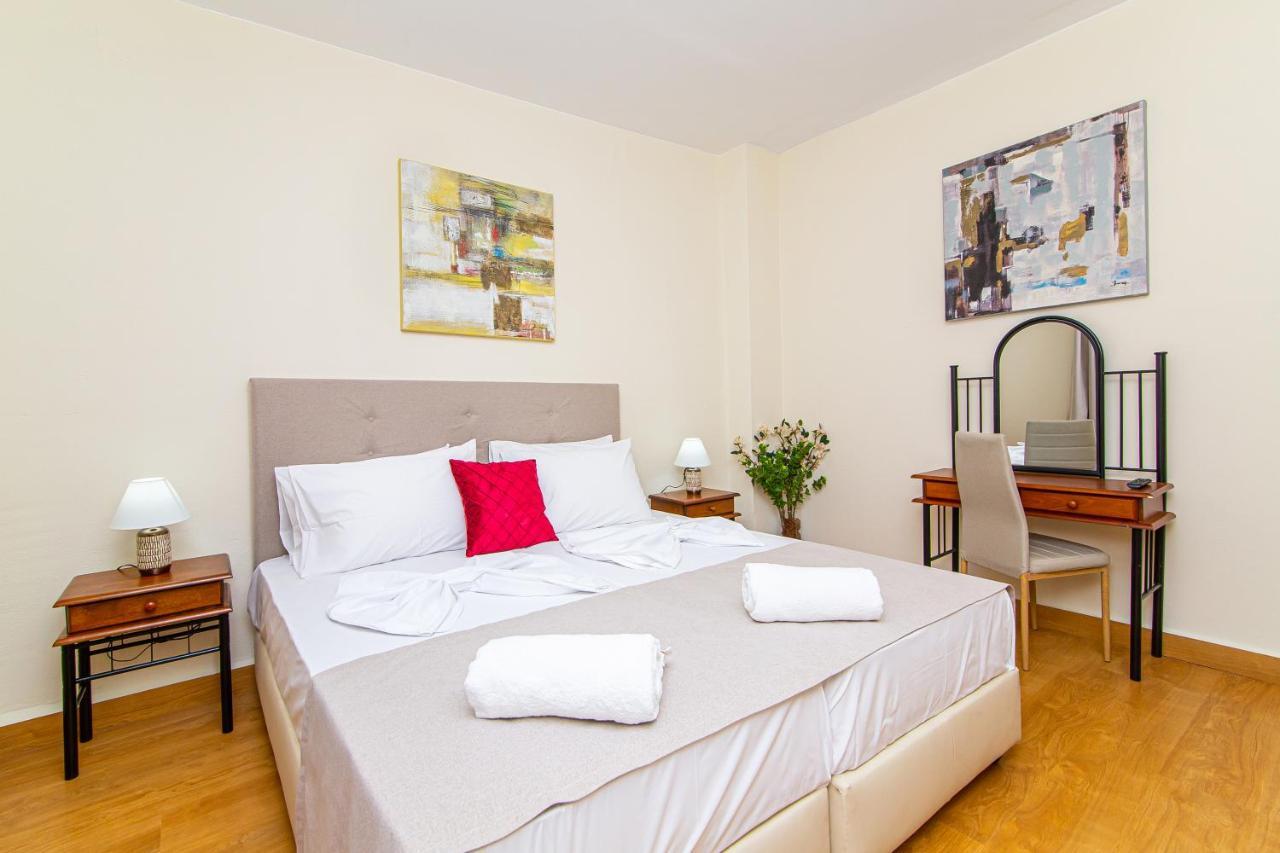 Dermatas Residence Heraklion City Center Екстериор снимка