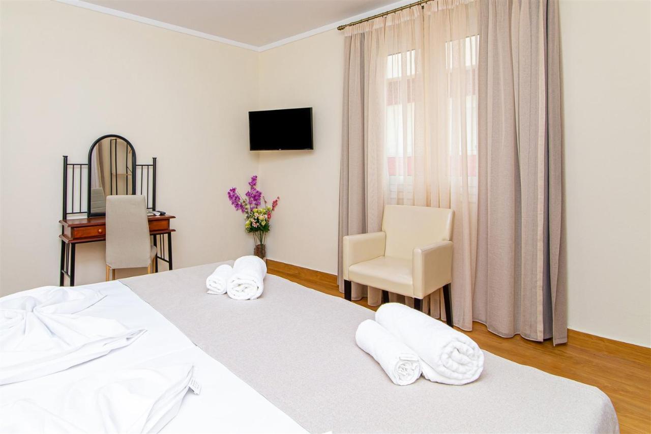 Dermatas Residence Heraklion City Center Екстериор снимка