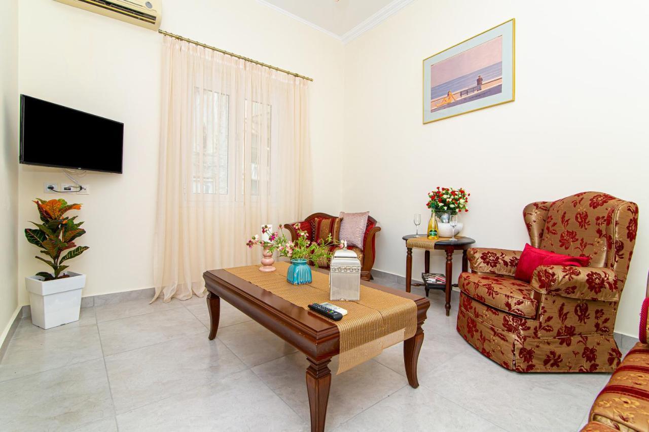 Dermatas Residence Heraklion City Center Екстериор снимка