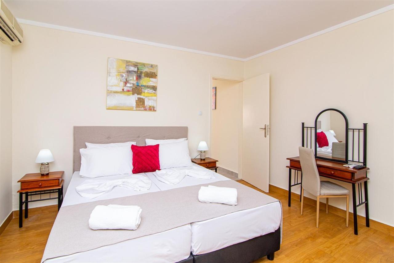 Dermatas Residence Heraklion City Center Екстериор снимка